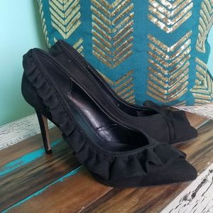 BCBGeneration Black Ruffle Heels size 6.5B